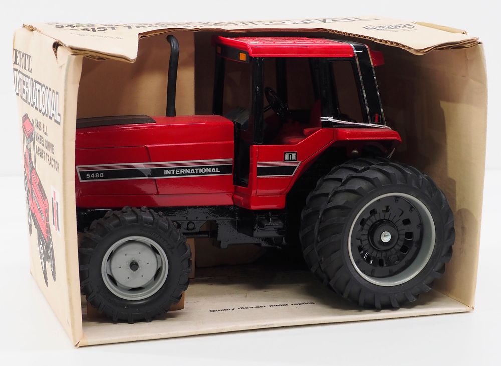 Lot 5345: Ertl International 5488