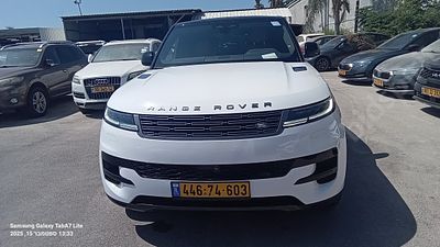 לנד רובר RANGE R SPORT מודל 2024. 17,320 ק"מ. תיבת הילוכים: אוטומטי
מנוע: דיזל, הנעה: 4x4 