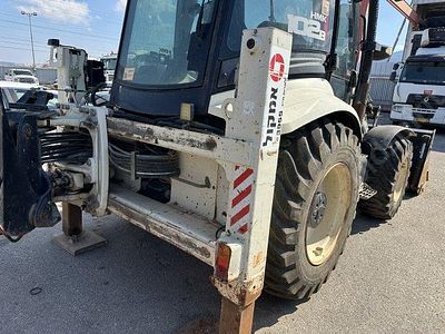 הידרומק B -102 מודל 2018. 15,809 ק"מ. תיבת הילוכים: אוטומטי
מנוע: דיזל, הנעה: 4x4, תוספות: שעות 