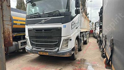 וולוו FH84FR מודל 2017. 235,858 ק"מ
מנוע: דיזל, הנעה: 4X8, מפתח: יש.
יש להוסיף מע"מ למחיר הקנייה