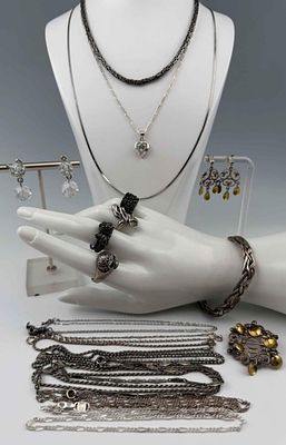 Lot Of Sterling Silver Jewelry, 140.6g. Includes necklaces, earrings, bracelets, anklets 