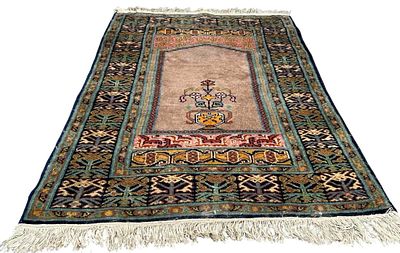 Hand Knotted Turkish Prayer Rug. Approximately 3.83L x 2.75W ft. (Approximately 46.0L x 33.0W 