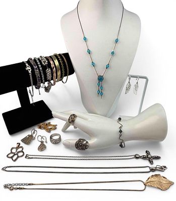 Grouping Of Sterling Silver & Vermeil Jewelry. Grouping Of Sterling Silver &amp; Vermeil Jewelry 