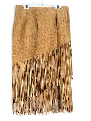 Double D Ranch Fringed Suede Skirt. Marked Size 6. Approximately 27.5 in length. Waist 