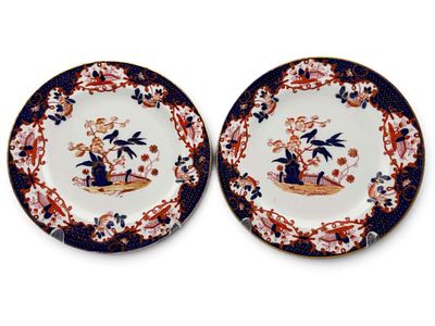 Pair Of Antique Chinese Export Porcelain Plates. Pair of hand-painted porcelain plates 