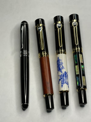 JINHAO לוט 4 עטים נובעים כחדשים
