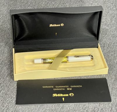 PELIKAN SOUVERAN עט כדורי כחדש בקופסה