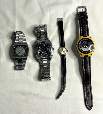 לוט 4 שעוני יד כולם במצב טוב -עובדים : SEIKO 5 אוטומטי 36X40 ממ- TISSOT SAESTAR SEVEN מכני 
