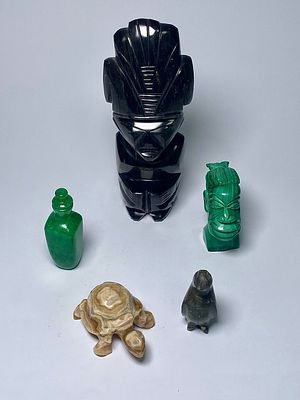 לוט 5 פסלים שונים מאבני חן שונות: ג'ייד, מלאכית ועוד גבהים מ3 ס''מ עד 20 ס''מ