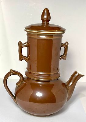 קומקום לתה פורצלן גרמני חתום מורכב 4 חלקים גובה 22 ס''מ