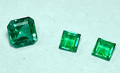 3 אמרלדים טבעיים מעולים צבע וברק חזק מאוד - 0.80 CT- 0.20 CT - 0.20 CT