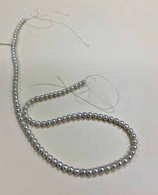 שורת פנינים לבנות כספות, 3.6 מ׳׳מ קוטר