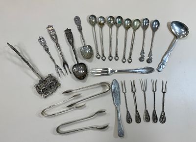 לוט סכום כסף שונה חלקו חתום , משקל כולל 258 גרם