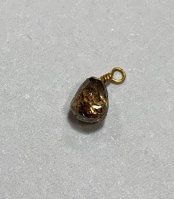 תליון יהלום של כ0.5 ct