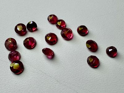 לוט 15 אבני חן רובי משקל 1.5 ct