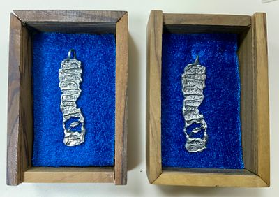 2 תליוני ברכת הכהן כסף 925 חתום כל אחד מגיע עם קופסת עץ זית