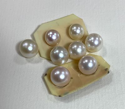 לוט 8 פנינים הכולליםף 6 פנינים 7.7 מ׳׳מ ועוד 6.6 מ׳׳מ