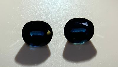 זוג ספירים כחול עם זריקות ירוק משקל 4.69 ct ללא תעודה