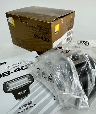 מבזק\פלאש ניקון NIKON SB-400 בקופסא המקורית כחדש