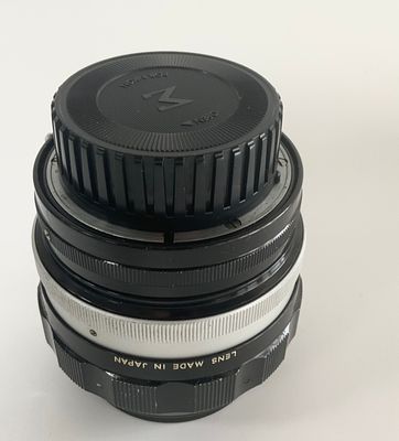 עדשת NIKON ניקון יפני 105mm f/2.5 NIKKOR 694364. מצב כללי טוב מאוד כחדש עם מעט שימוש ללא שריטות