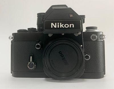 מצלמת NIKON ניקון 7444047 מצב כללי טוב מאוד כחדש ללא שריטות כלל