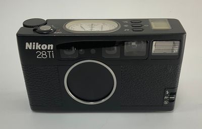 מצלמה קומפקטית עם עדשה NIKON 28Ti ניקון f/2.8. יפני28mm מצב משומש