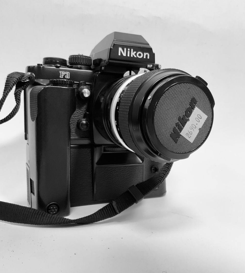 מצלמה HP NIKON 1842769 MF-14 עם גריפ MD-4 NIKON ועדשה MICRO NIKKOR-P.C f/3.5 55m
