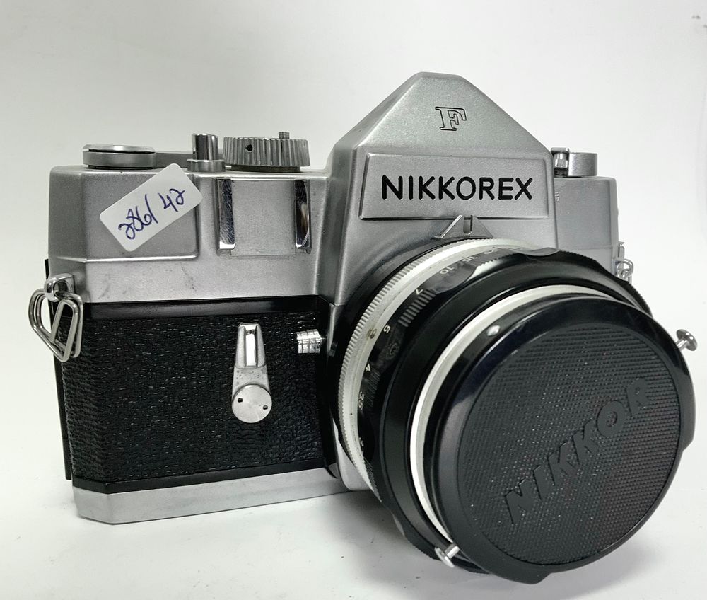 מצלמה עם עדשה NIKKOREX ניקון NIKKOR-S NIPPON KOGAKU 50mm f/1.4. יפני מצב משומש טוב מאוד