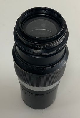 עדשה ERNST LEITZ WETZLER 135mm f/4.5 325224 שנת 1938 מצב חיצוני טוב ביחס לגילה