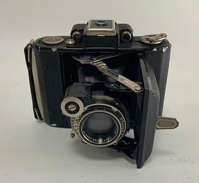 מצלמה וינטג' TESSAR CARL ZEISS JENA 70mm f/3.5 1520929 מצב מעולה ביחס לגילה