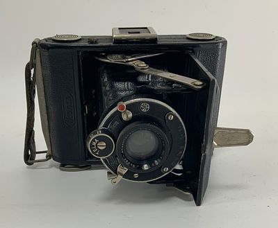 מצלמת וינטג' NOVAR ANASTIGMAT PEN F G.ZUIKO f/4.5 75mm מצב מעולה