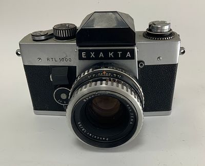 מצלמת EXAKTA f/1.8 50mm PANCOLAR AUS JENA 933836 RTL-1000 מצב טוס מספר סידורי חרוט בתחתית