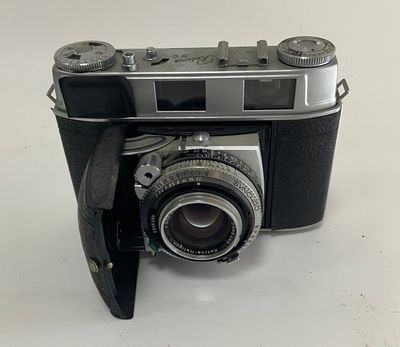 מצלמה RETINA III HELLIGON C RODENSTOCK 3395459 f/1.2 50mm מצב מעולה לגילה