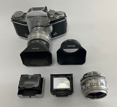מצלמה EXAKTA VAREX JHAGEE DRESDEN עם עדשה BIOTAR CARL ZEISS 4589347 f/2 58mm מצב מעולה לגילה