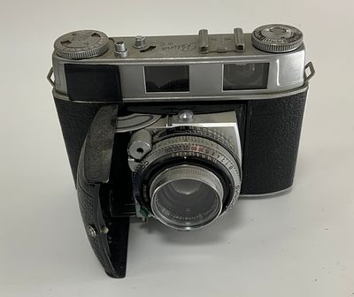 מצלמה RETINA III C KODAK SCHNEIDER KREUZNACH 5349908 RETINA-XENON מצב משומש טוב מאוד ביחס לגילה