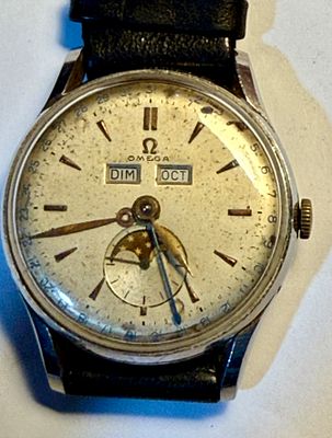OMEGA שעון יד אומגה מכני ישן moonphase triple date -במצב עובד אך זקוק לטיפול 