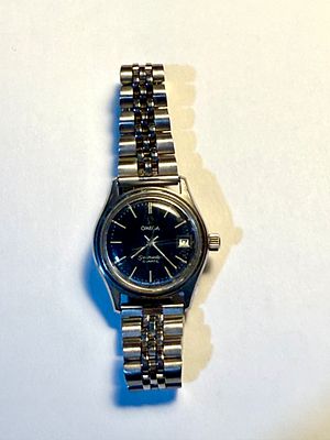 OMEGA שעון יד אומגה לאישה SEAMASTER QUARTZ עם תאריכון - סימני שימוש ושריטות בזכוכית - 25 מ''מ 