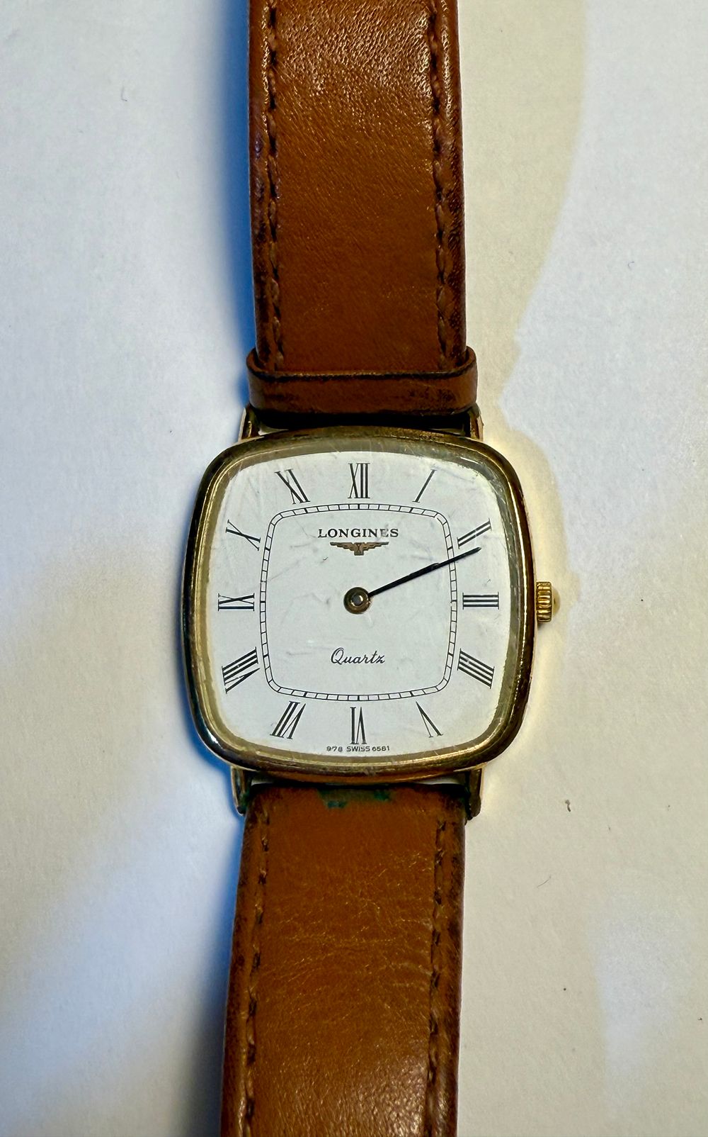 LONGINES QUARTZ שעון יד לונגין מנגון קוורץ - 30מ''מ - סימני שימוש וירידת ציפוי הזהב בחלק ממסגרת 