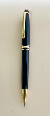 MONTBLANC עיפרון חודים במצב תקין , חתום וממוספר , אורך 14 ס"מ