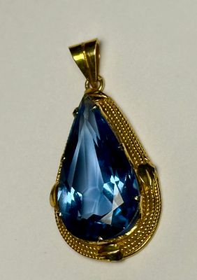 תליון זהב 14 קרט חתום עם אבן חן בלו טופז טיפה 26X14.5X8.5 מ''מ -