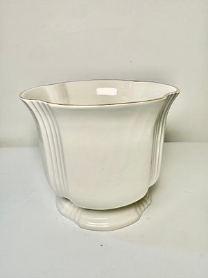 קערת פורצלן גדולה חתום royal winton, אנגליה, בגובה 14 ס״מ