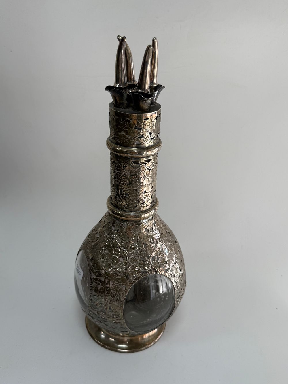 בקבוק מיוחד ונדיר כסף סטרלינג וזכוכית עבודת אמן חתום משקל ברוטו 1523 גרם