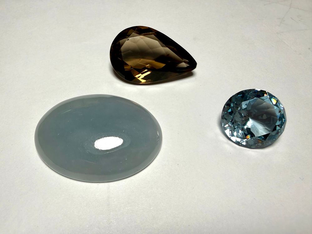 3 אבני חן - טופז טיפה 40.45 CT - מידות 21X32X11 מ''מ - ליטוש טיפה צבע חום דבש עם ברק חזק - 