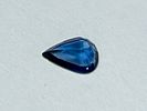ספיר טבעי צבע כחול בינוני עד כהה - צלילות טובה ו ברק טוב 
NATURAL BLUE SAPHIRE PEAR SHAPE 0.90 תמונה - 2