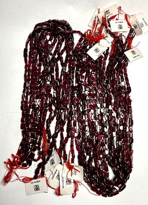 18 שורות אבני חן גרנט - כל חרוז בממוצע 4X3X6 MM - אורך כל שורה בין 35-40 ס''מ צבע וברק טובים 