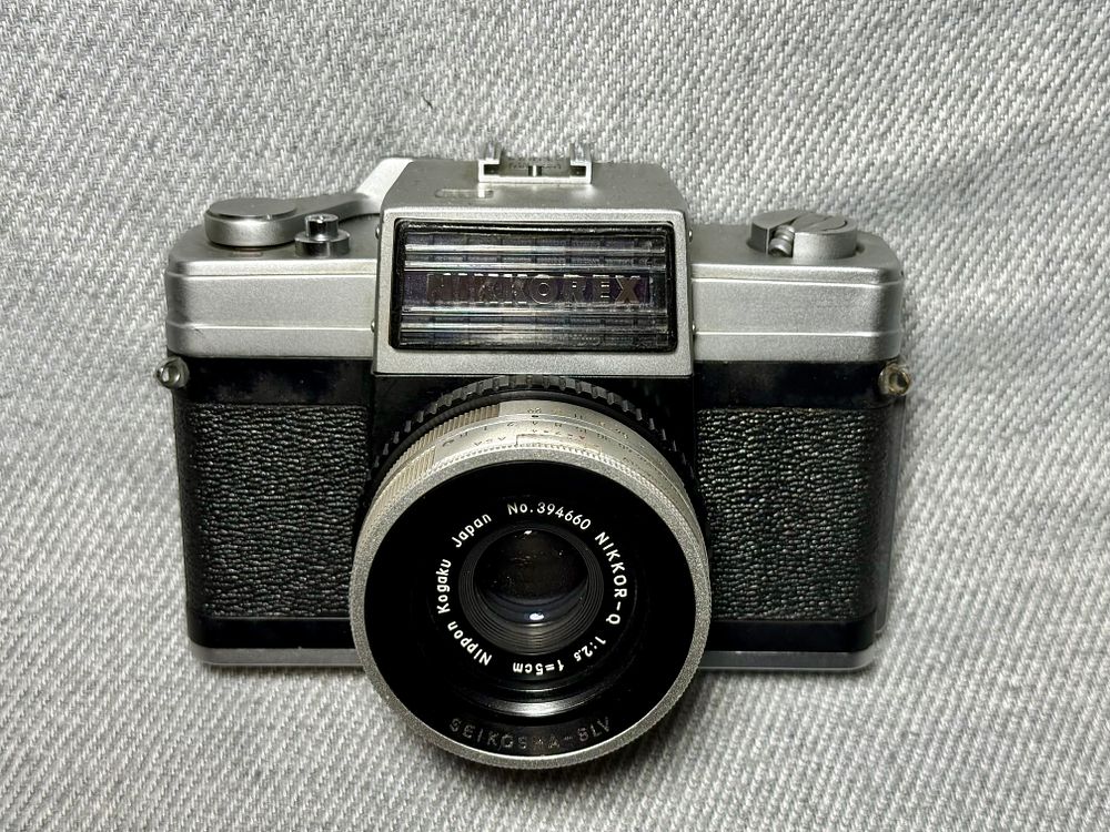 מצלמה ישנה - NIKKOREX NIPPON KOGAKU JAPAN0 עדשה NIKKOR-Q 1:2.5-F=5CM-S-