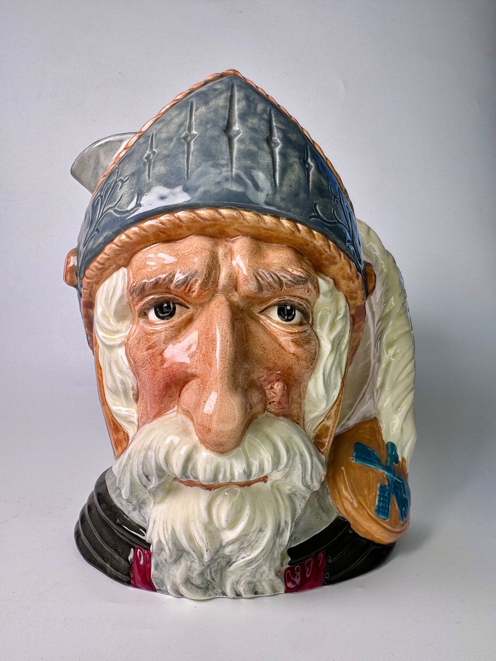 טובי ג׳ג פורצלן Royal Doulton אנגליה חתום וממוספר דגם Don Quixote גובה 19 ס׳׳מ במצב טוב מאוד