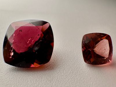 זוג אבני טורמלין במשקל 8.5 ct