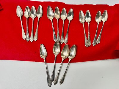 סט 16 כפיות כסף אנגלי חתום עתיק משקל 330 גרם