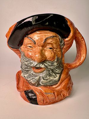 טובי ג׳ג פורצלן Royal Doulton אנגליה חתום וממוספר דגם Falstaff גובה 16 ס׳׳מ במצב טוב מאוד
